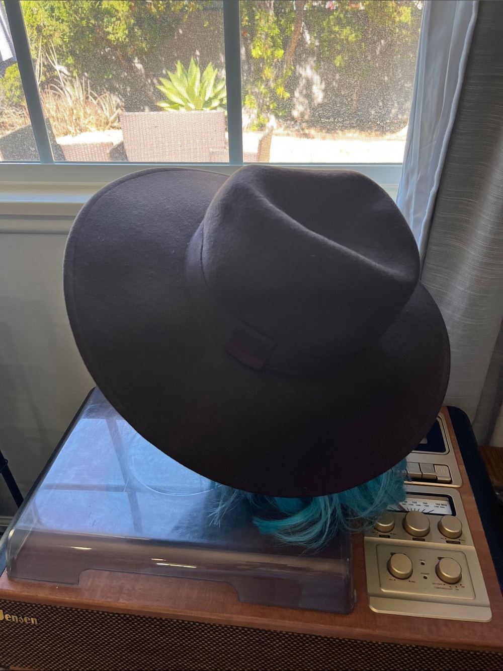 H&M brown vintage hat - Picture 3 of 4